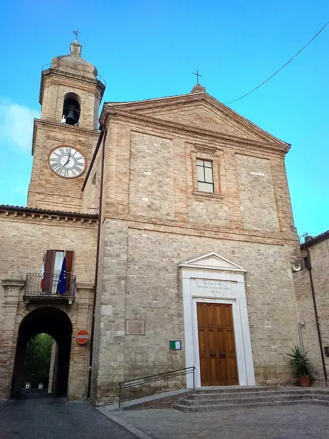 Il paese: Altidona