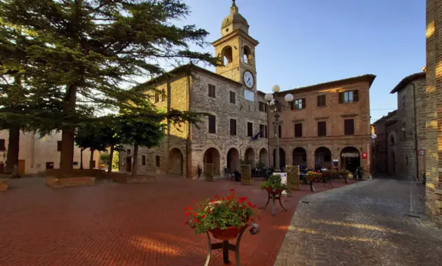Il paese: Belforte del Chienti