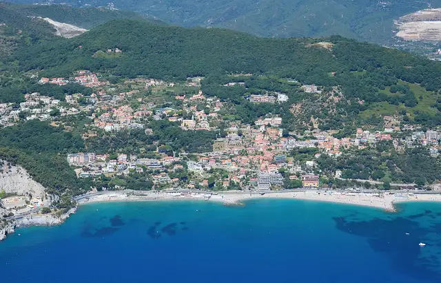 Il paese: Bergeggi