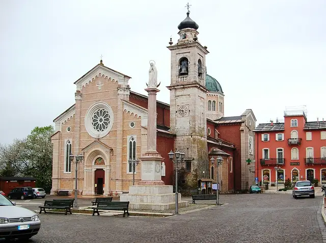 Il paese: Bosco Chiesanuova