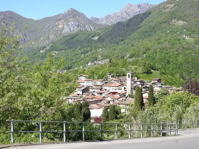 Il paese: Carlazzo