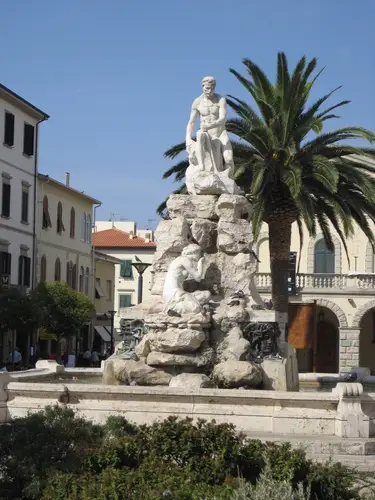 Il paese: Cecina