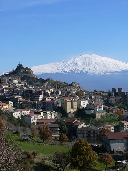 Il paese: Cesarò