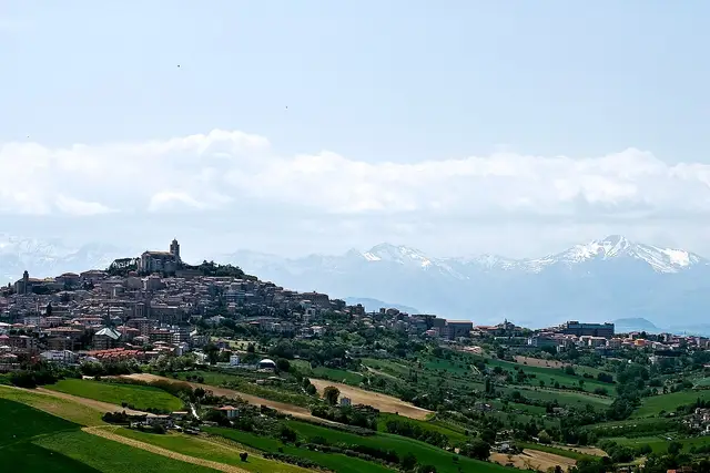 Il paese: Fermo