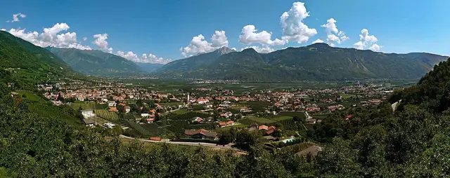 Il paese: Lana