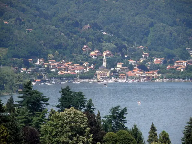 Il paese: Lesa