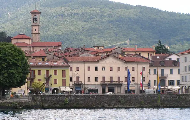 Il paese: Luino