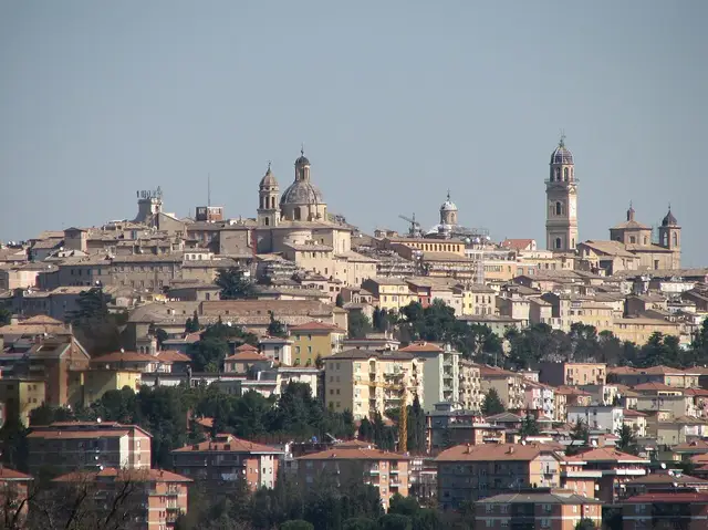 Il paese: Macerata