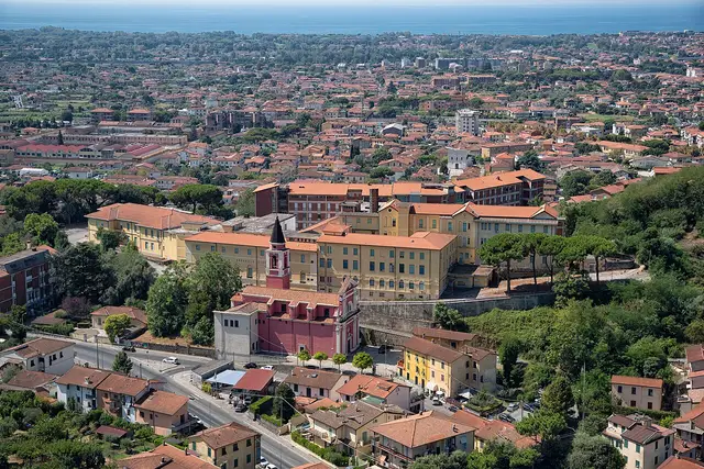 Il paese: Massa