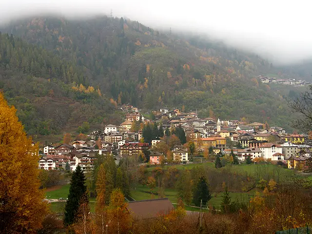 Il paese: Mezzana