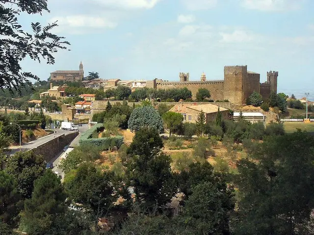 Il paese: Montalcino