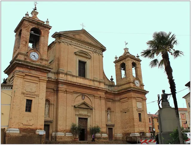 Il paese: Montemarciano