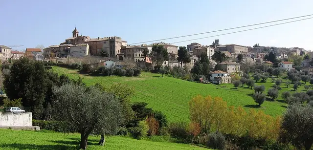 Il paese: Ostra