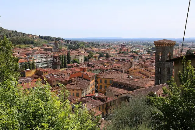 Il paese: Pescia