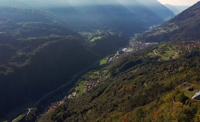 Il paese: Pieve di Bono-Prezzo