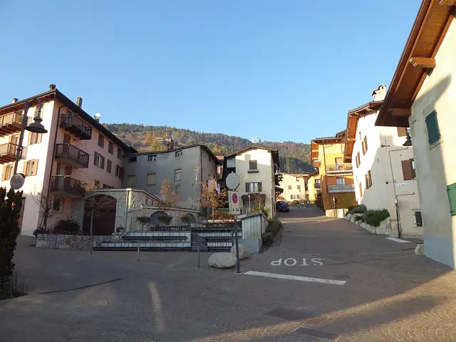 Il paese: Ronzo-Chienis