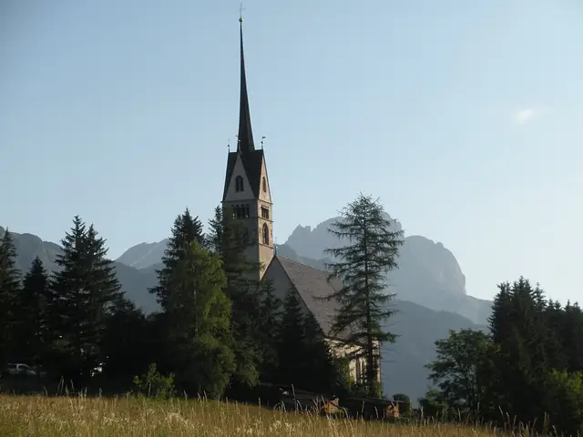 Il paese: San Giovanni di Fassa