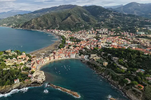 Il paese: Sestri Levante