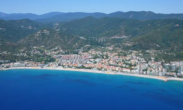 Il paese: Spotorno
