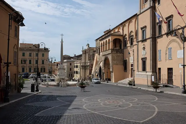 Il paese: Tarquinia