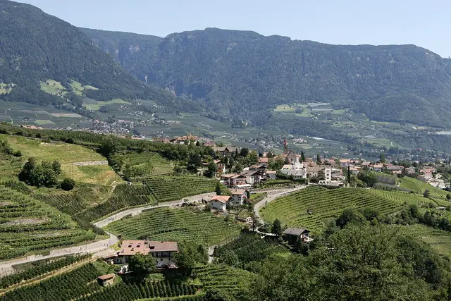 Il paese: Tirolo