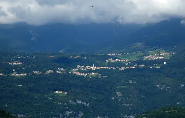 Il paese: Tonezza del Cimone