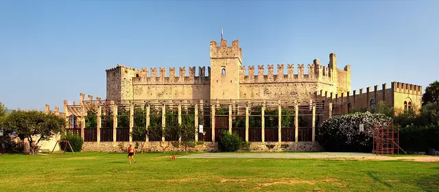 Il paese: Torri del Benaco