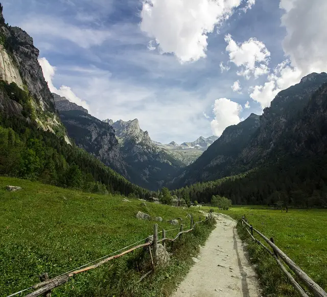 Il paese: Val Masino